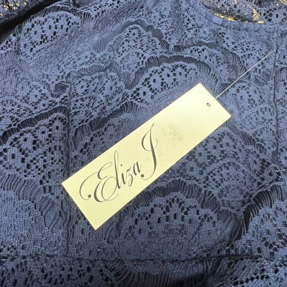 Navy Blue Lace Dress - Picture 6 of 7